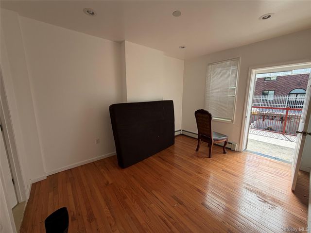 2356 Waterbury Avenue, Bronx, NY 10462