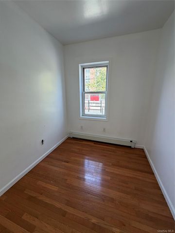 2356 Waterbury Avenue, Bronx, NY 10462