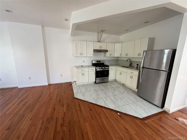 2356 Waterbury Avenue, Bronx, NY 10462