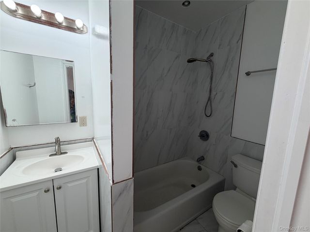 2356 Waterbury Avenue, Bronx, NY 10462