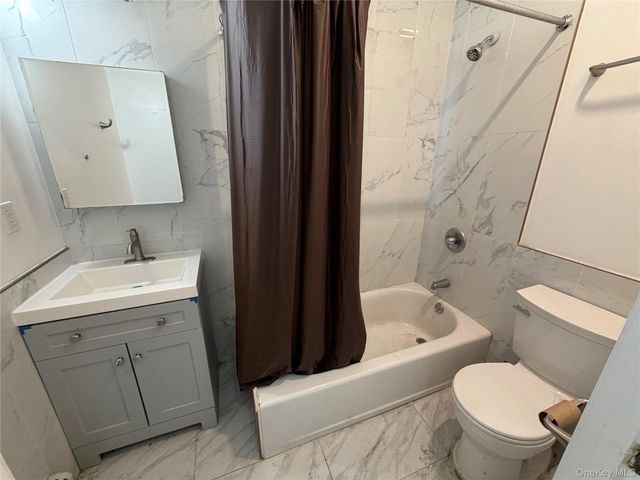 2356 Waterbury Avenue, Bronx, NY 10462