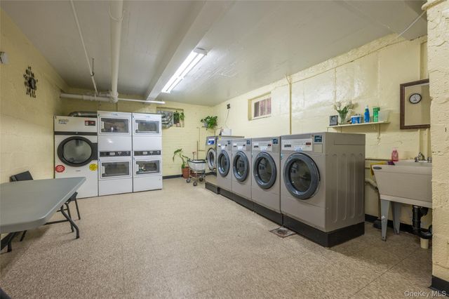 2090 Barnes Avenue 2H, Bronx, NY 10462