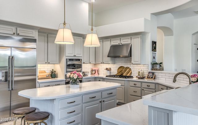 3330 E CEDAR Drive, Chandler, AZ 85249