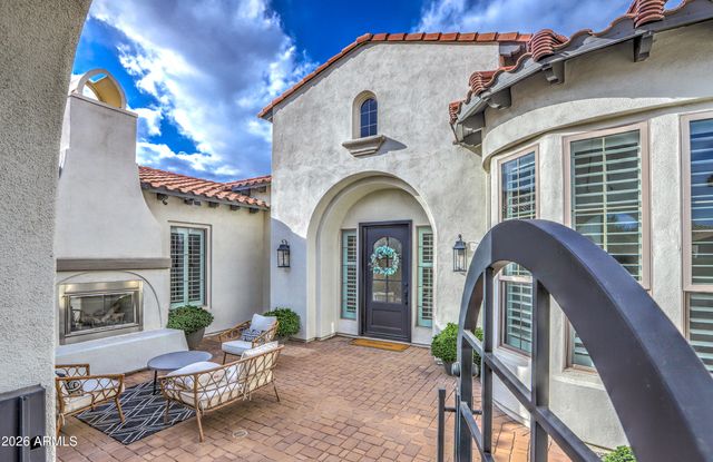 3330 E CEDAR Drive, Chandler, AZ 85249