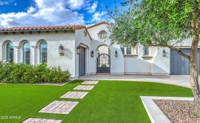 3330 E CEDAR Drive, Chandler, AZ 85249