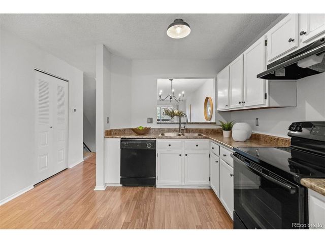 449 Wright St 7, Lakewood, CO 80228