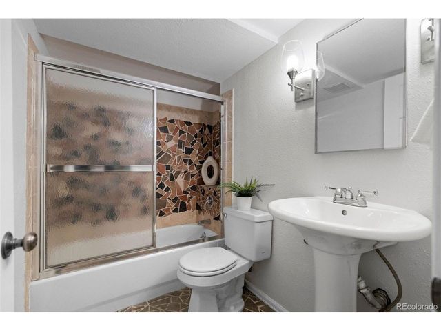 449 Wright St 7, Lakewood, CO 80228