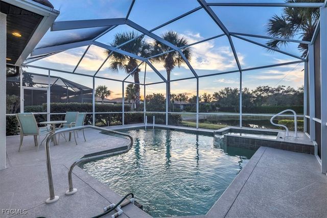 10596 Avila CIR, Fort Myers, FL 33913