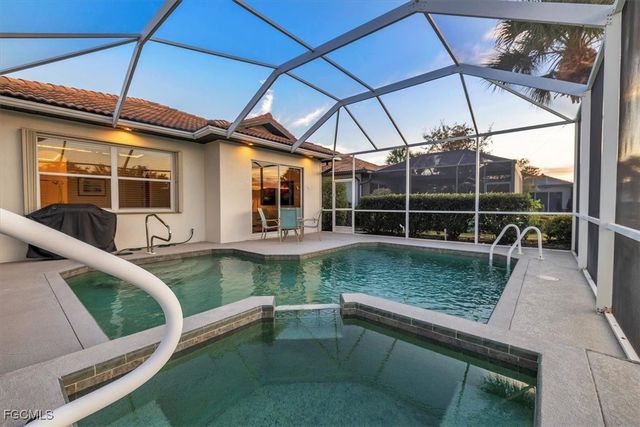 10596 Avila CIR, Fort Myers, FL 33913