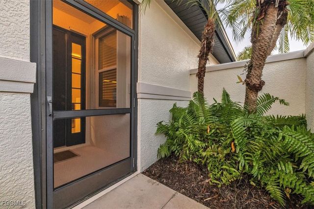 10596 Avila CIR, Fort Myers, FL 33913