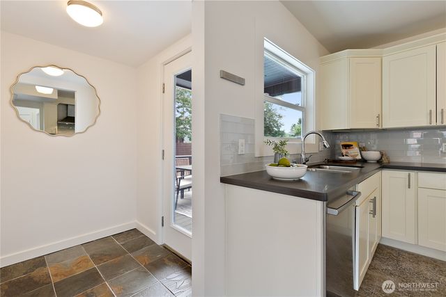 12238 1st Avenue NW, Seattle, WA 98177