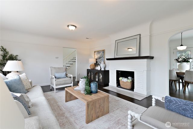 12238 1st Avenue NW, Seattle, WA 98177