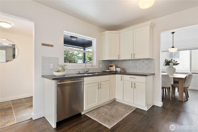 12238 1st Avenue NW, Seattle, WA 98177