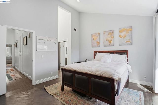 14404 Seagate Dr, San Leandro, CA 94577