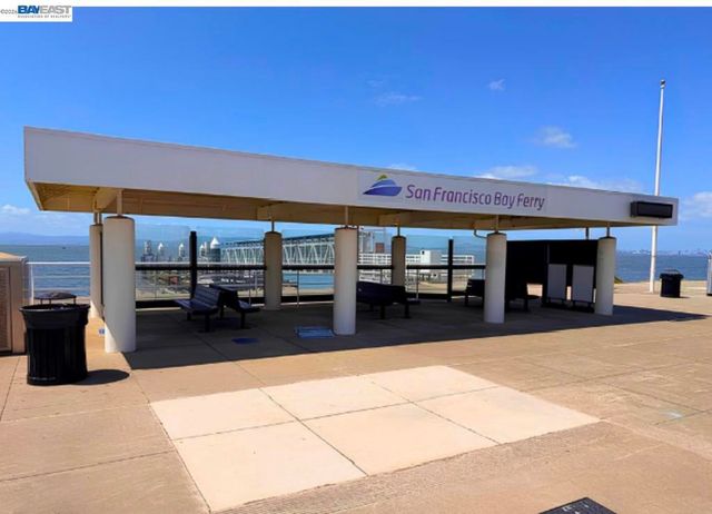 14404 Seagate Dr, San Leandro, CA 94577