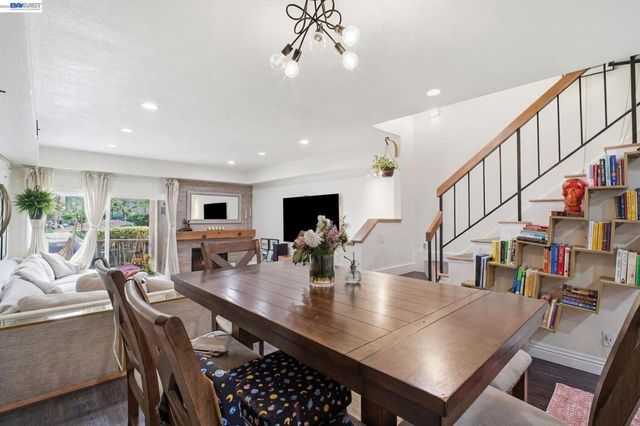 14404 Seagate Dr, San Leandro, CA 94577