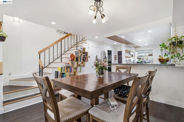 14404 Seagate Dr, San Leandro, CA 94577