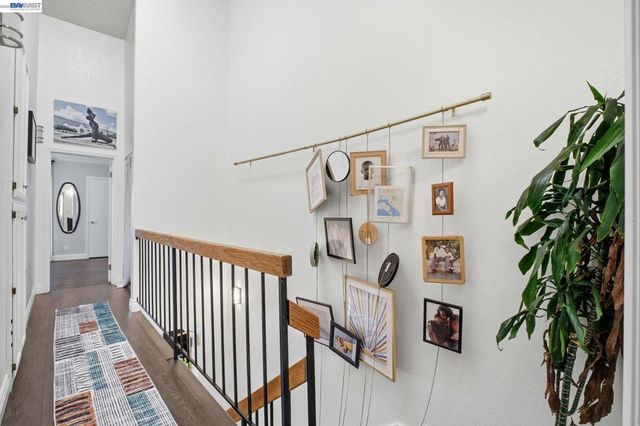 14404 Seagate Dr, San Leandro, CA 94577