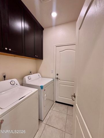 2093 Marcus Way, Sparks, NV 89436
