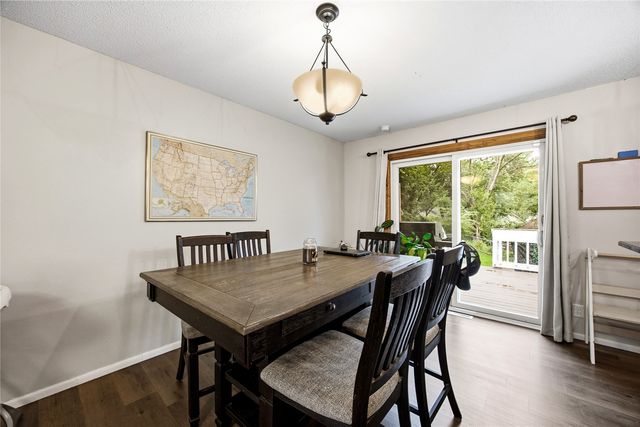 164 Brentwood Drive NE, Cedar Rapids, IA 52402