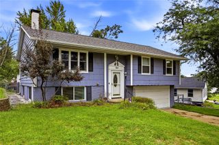 164 Brentwood Drive NE, Cedar Rapids, IA 52402