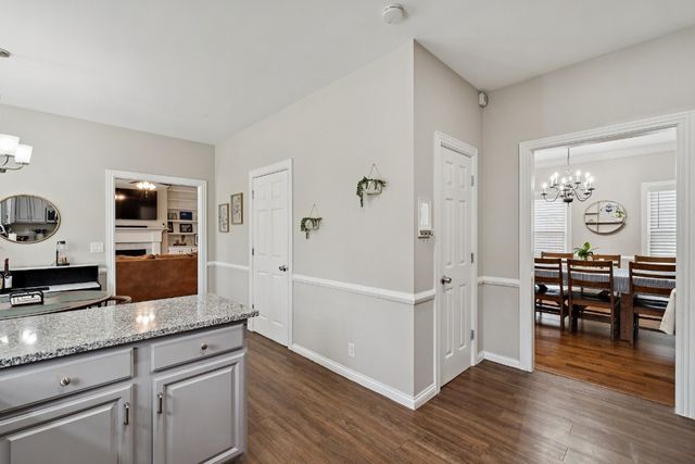 909 Deer Pointe Ct, Nashville, TN 37221