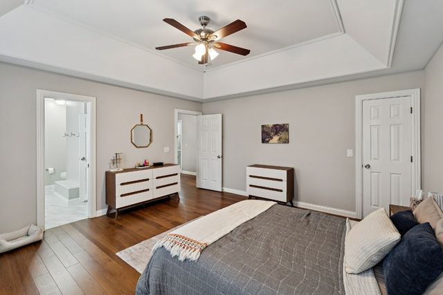 909 Deer Pointe Ct, Nashville, TN 37221