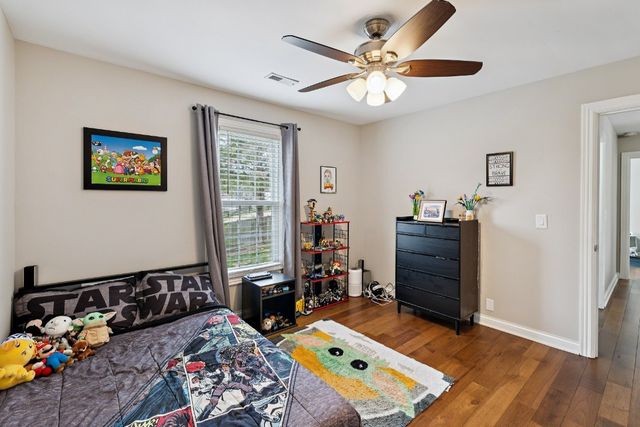 909 Deer Pointe Ct, Nashville, TN 37221