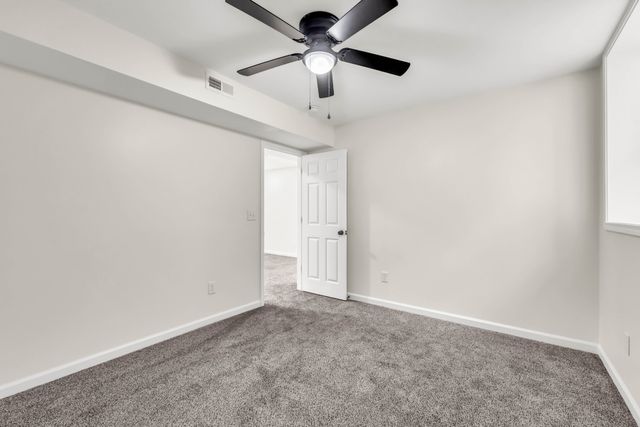 717 Ranch Hill Dr, Clarksville, TN 37042