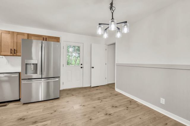 717 Ranch Hill Dr, Clarksville, TN 37042