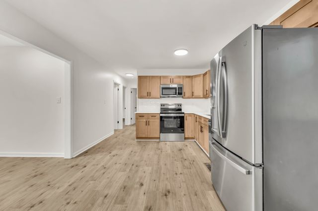 717 Ranch Hill Dr, Clarksville, TN 37042