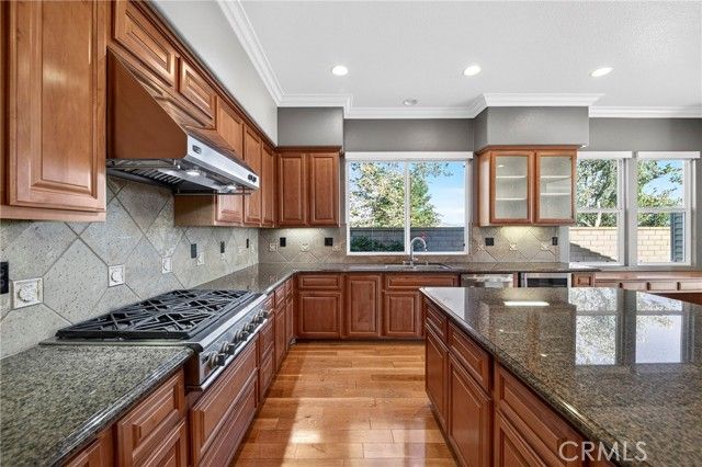 7837 Lady Banks Loop, Corona, CA 92883