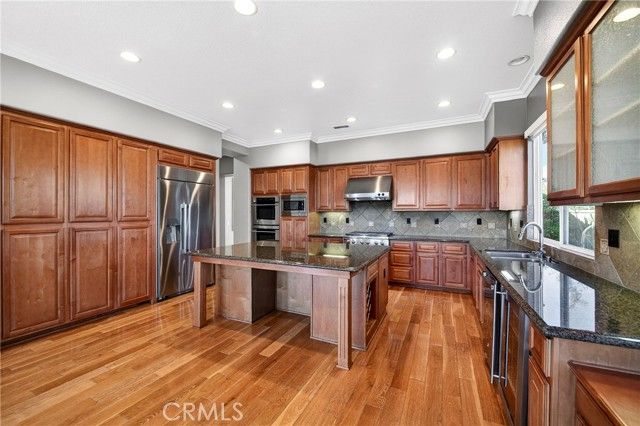 7837 Lady Banks Loop, Corona, CA 92883