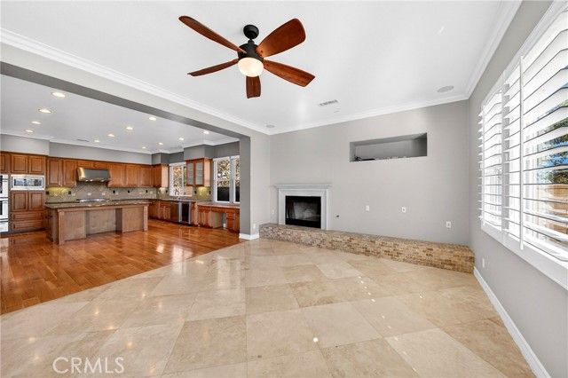 7837 Lady Banks Loop, Corona, CA 92883