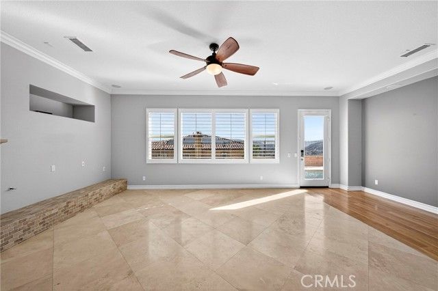 7837 Lady Banks Loop, Corona, CA 92883