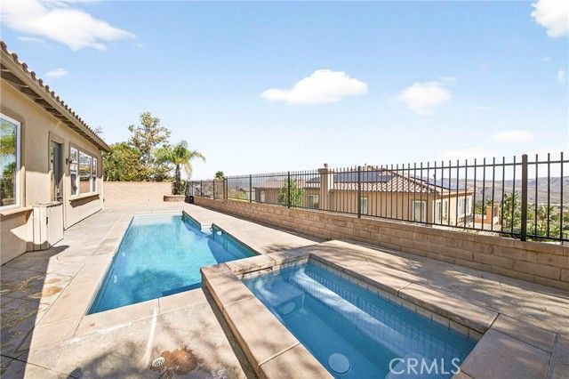 7837 Lady Banks Loop, Corona, CA 92883