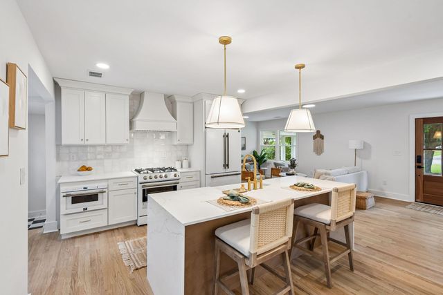 5119 Parkside Drive, North Charleston, SC 29405