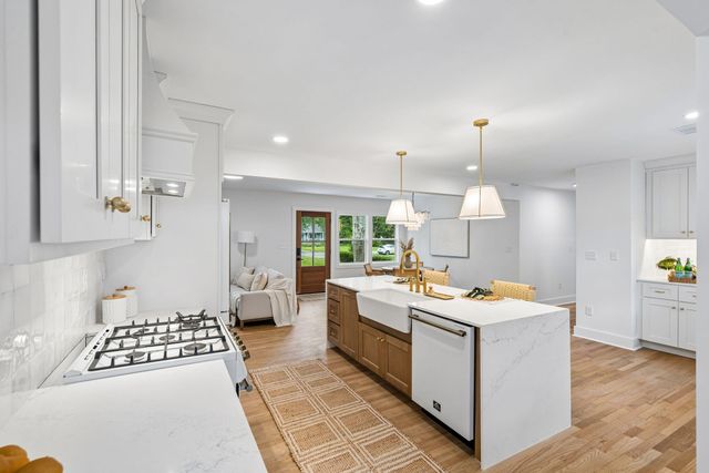 5119 Parkside Drive, North Charleston, SC 29405