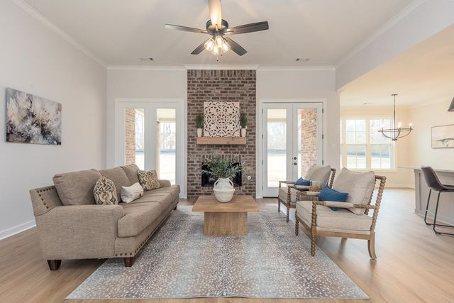 10155 CONNER FIELD LN, Lakeland, TN 38002