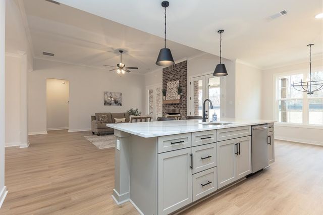 10155 CONNER FIELD LN, Lakeland, TN 38002