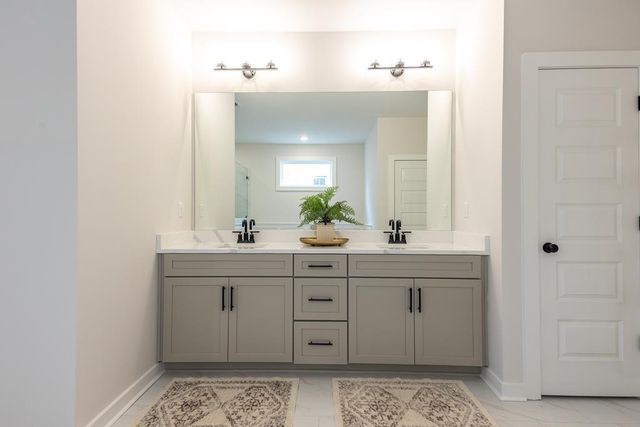 10155 CONNER FIELD LN, Lakeland, TN 38002