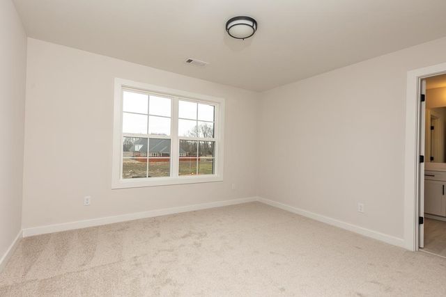 10155 CONNER FIELD LN, Lakeland, TN 38002