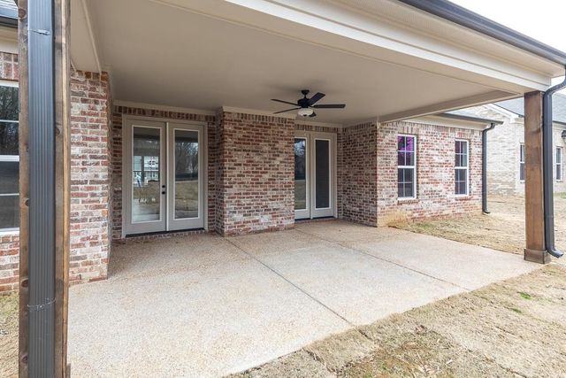 10155 CONNER FIELD LN, Lakeland, TN 38002