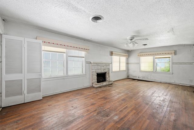 3722 N 27th Street, Waco, TX 76708