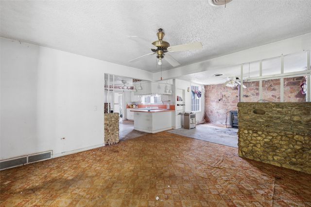 3722 N 27th Street, Waco, TX 76708