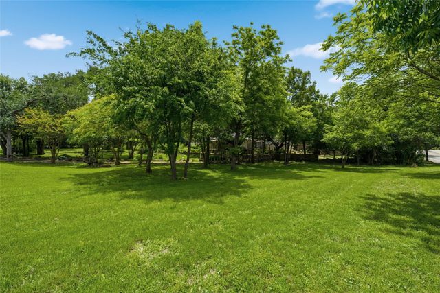 3722 N 27th Street, Waco, TX 76708
