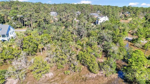 127 Marsh Harbor Drive S, Savannah, GA 31410