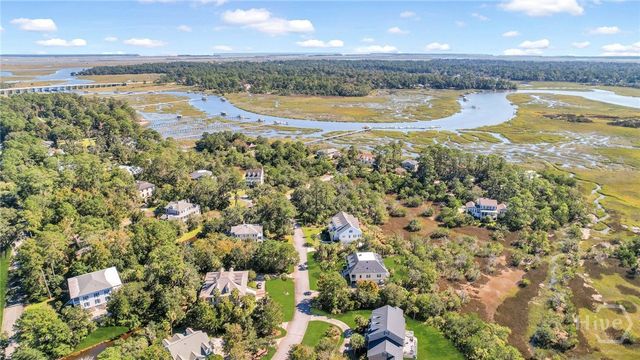 127 Marsh Harbor Drive S, Savannah, GA 31410