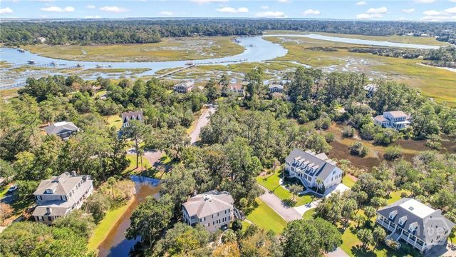 127 Marsh Harbor Drive S, Savannah, GA 31410