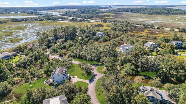 127 Marsh Harbor Drive S, Savannah, GA 31410